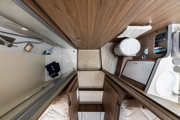 Elnagh-Baron-573-085-1536x1024